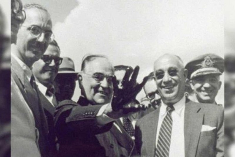 Revolu&ccedil;&atilde;o de 1930 caracterizou-se como um golpe civil-militar, encabe&ccedil;ado por lideran&ccedil;as dos estados de Para&iacute;ba, Rio Grande do Sul e Minas Gerais