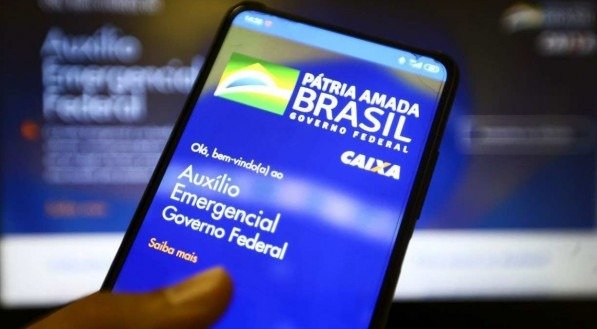 Auxílio emergencial 2021: saiba por que você tem "dados em processamento" mesmo após liberação da consulta 