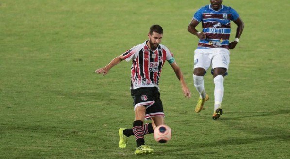 EX-CAPITÃO Danny Morais pendurou as chuteiras no começo desta temporada, após jogar seis anos pelo clube