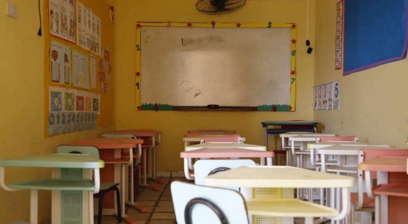  Aulas presenciais est&atilde;o suspensas nas escolas municipais de Pernambuco desde mar&ccedil;o de 2020 