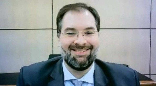 Presidente do Inep diz na Câmara que realização do Enem está garantida