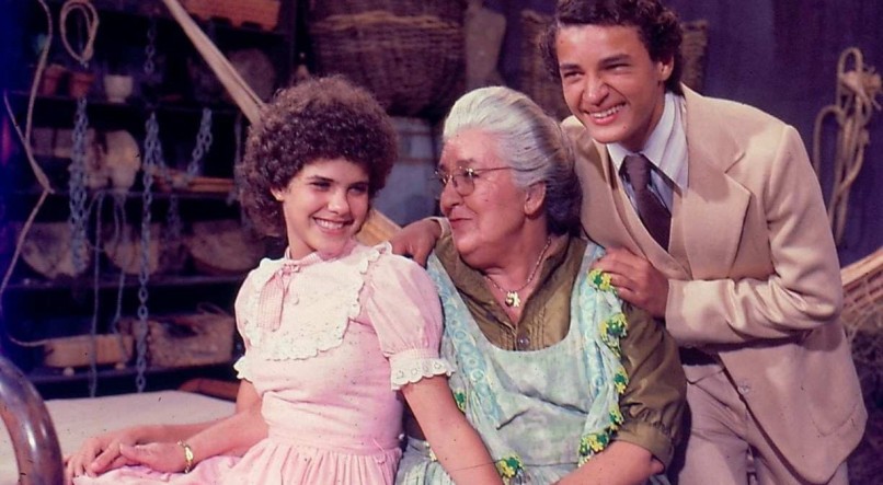 Zilka Salaberry (meio) viveu a Dona Benta na primeira versão do infantil da TV Globo, exibida de 1977 a 1986