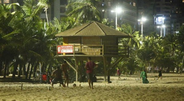 Iniciou a partir dessa quarta-feira o novo lockdown instaurado pelo Governo do Estado, onde a partir das 20h da noite apenas os servi&ccedil;os essenciais podem estar abertos.