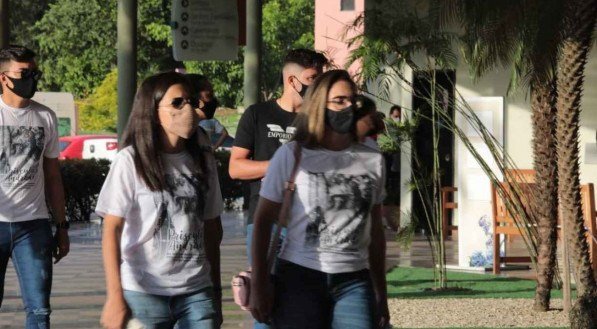 A veterin&aacute;ria teve sua morte confirmada nesta quarta-feira (3) pelo Hospital Real Portugu&ecirc;s, onde esteve internada durante 13 dias