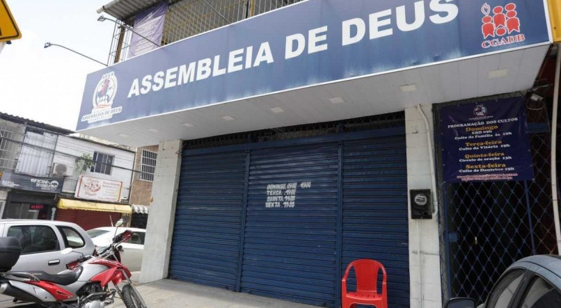 O decreto assinado pelo prefeito Zé de Irmã Teca (PSD) permitia que as atividades religiosas acontecessem livremente