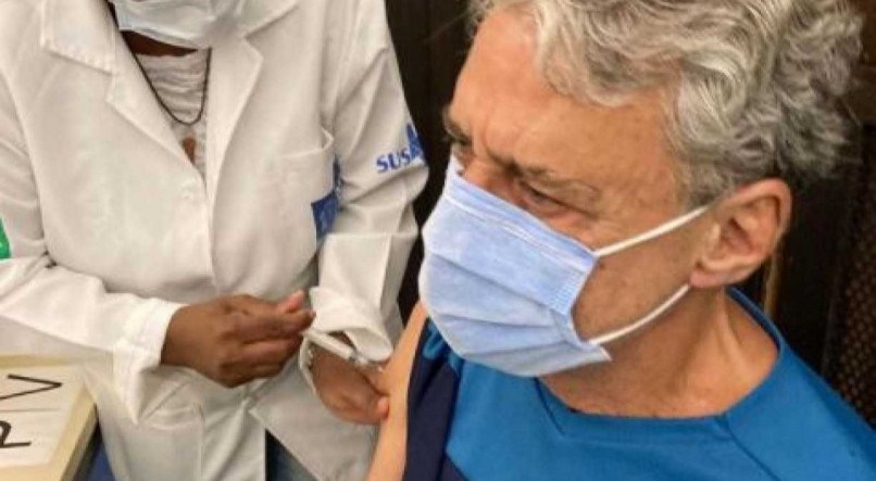 Chico foi vacinado no Rio de Janeiro