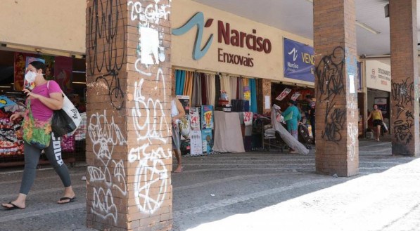 Na Rua do Hosp&iacute;cio n&atilde;o faltam cenas de vandalismo
