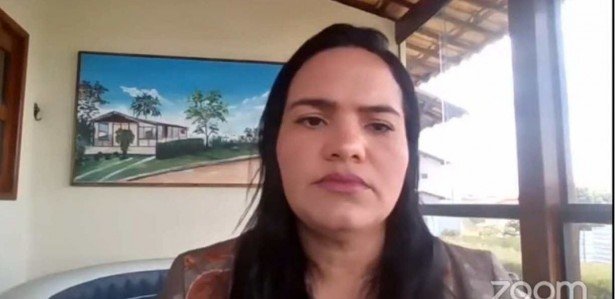 Michele Collins vota contra e diz que emenda do PSOL exclui grupos de mulheres do Plano de Mobilidade d... - JC Online