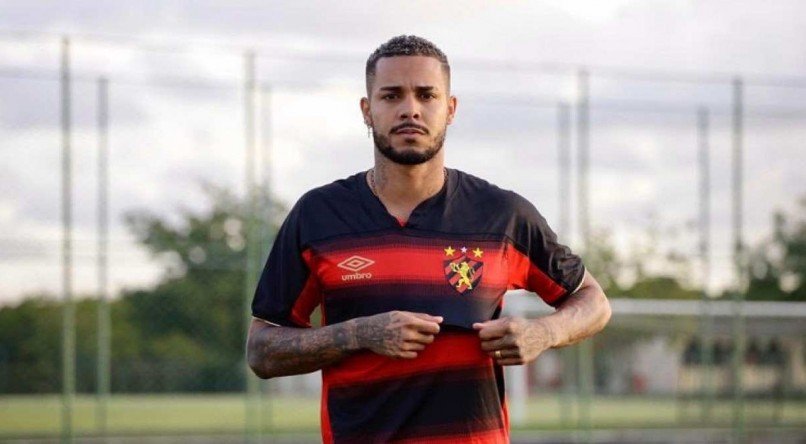 Maxwell estava no Cuiab&aacute; na temporada passada