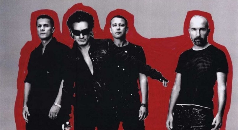 A banda irlandesa U2 &eacute; formada por Bono Vox, The Edge, Adam e Larry