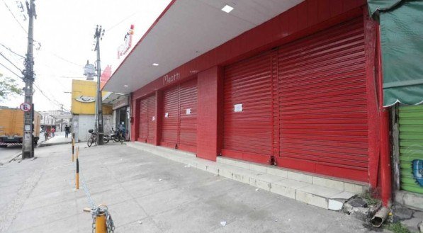 Movimenta&ccedil;&atilde;o em Beberibe, na Zona Norte do Recife, no in&iacute;cio da manh&atilde; desta quinta-feira (18)