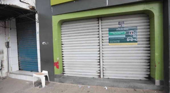 Movimenta&ccedil;&atilde;o em Beberibe, na Zona Norte do Recife, no in&iacute;cio da manh&atilde; desta quinta-feira (18)