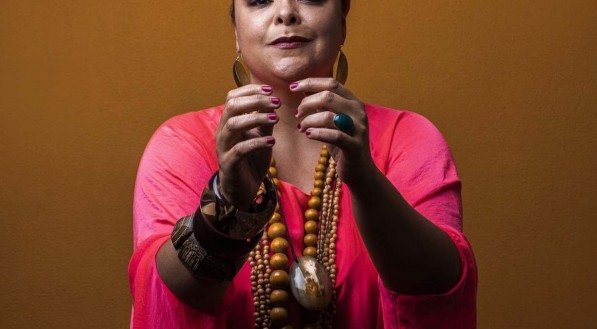 Fabiana Cozza &eacute; uma das participa&ccedil;&otilde;es especiais do Festival Afrodisia em Pauta, que re&uacute;ne 50 mulheres