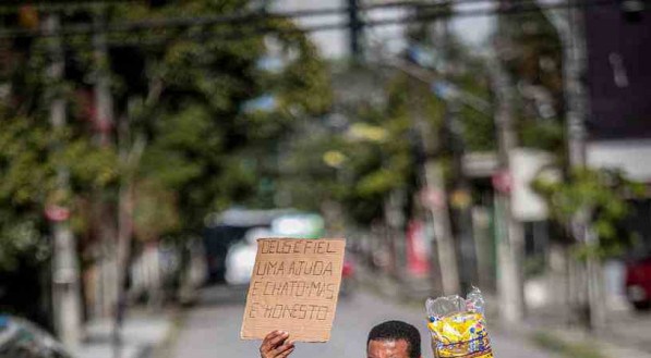 Moradores de rua passam necessidades durante a pandemia  - Boa Viagem 
(Sinval Barbosa)