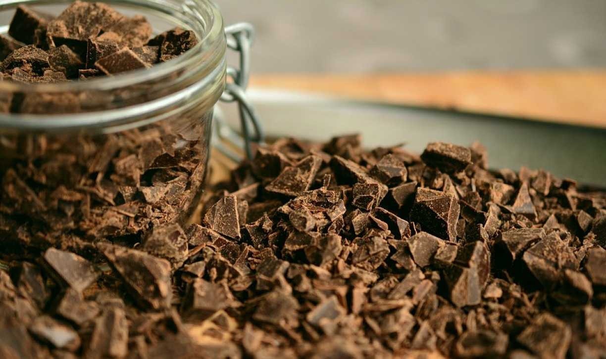 Hoje (07/07) é comemorado o DIA MUNDIAL DO CHOCOLATE; Confira as melhores opções de CHOCOLATES para comprar e celebrar e veja os BENEFÍCIOS DO CHOCOLATE