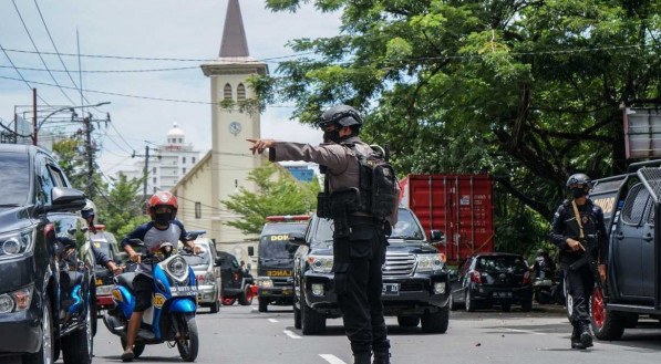 Ataque terrorista aconteceu nas proximidades de uma catedral na Indon&eacute;sia