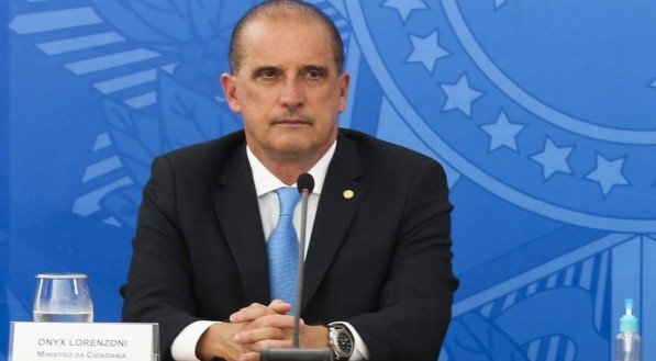 Vacinas indianas trazem para o Governo Bolsonaro suspeita de corrupção que ele jamais imaginou enfrentar