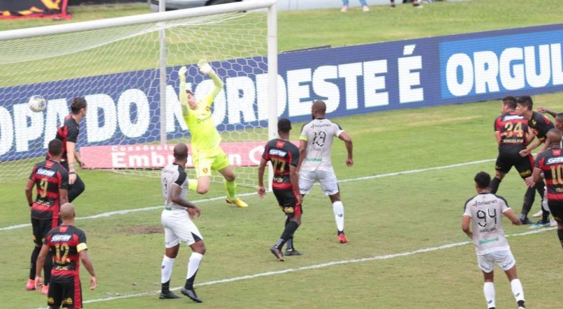 Sport foi goleado pelo Cear&aacute;, na &uacute;ltima rodada, pela Copa do Nordeste