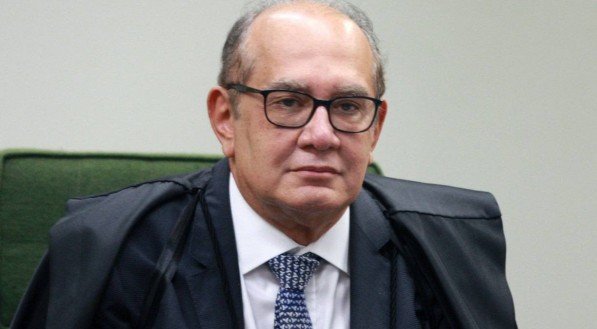 Gilmar dá 10 dias para Bolsonaro explicar declarações sobre fraudes nas eleições