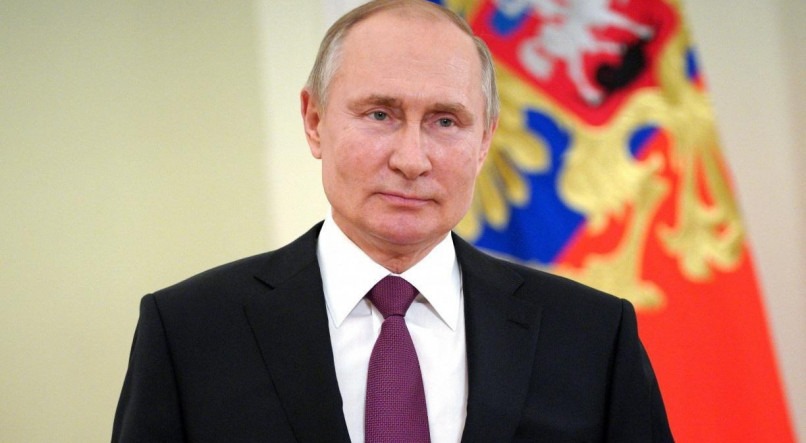  Vladimir Putin j&aacute; est&aacute; no quarto ano de mandato presidencial