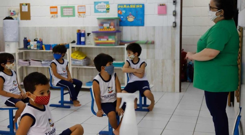 Na Escola Polichinelo, que fica em Jaboat&atilde;o dos Guararapes, no Grande Recife, cerca de 60% dos alunos voltaram para o ensino presencial
