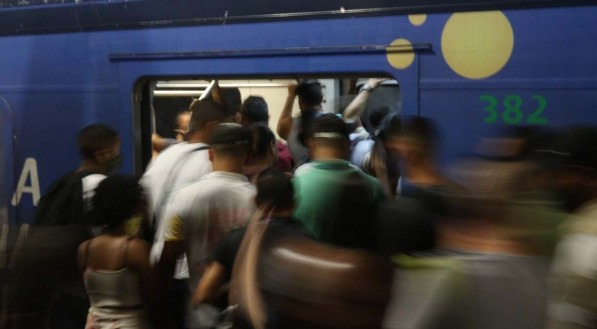 DEMANDA Com menos viagens, reduzem os problemas no metrô