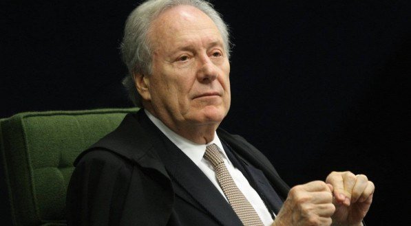 Editorial JC: "Enxugando gelo" 