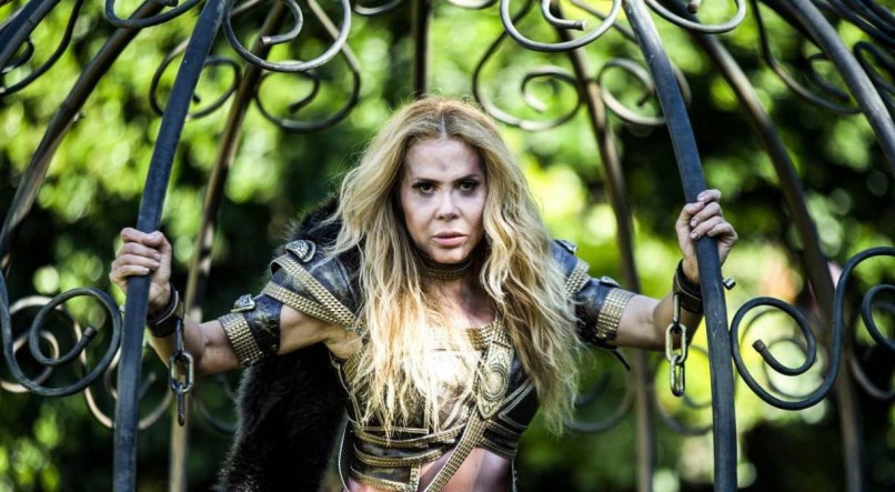Joelma se inspirou nas heroínas orientais e guerreiras amazonas para o roteiro de 'Coração Vencedor'