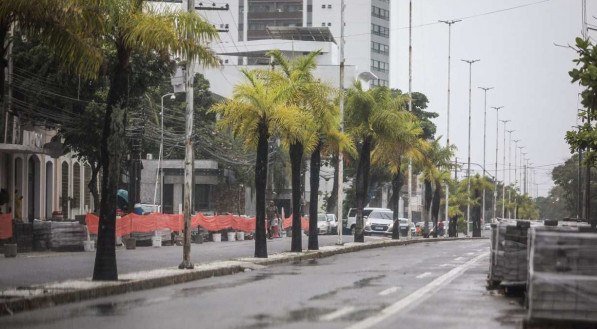 Requalifica&ccedil;&atilde;o das cal&ccedil;adas da Rua da Aurora, Centro do Recife