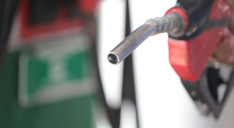 De acordo com os estados, a Petrobras induz o consumidor a pensar que um litro de gasolina tem custo de R$ 2,00

 