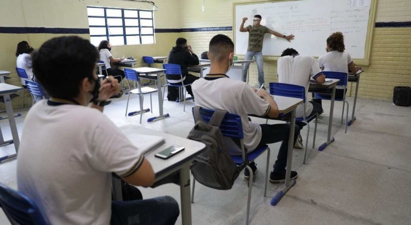 O Brasil é um dos países que mais reprova no mundo. Em 2019, antes da pandemia, 2.251.816 estudantes foram reprovados