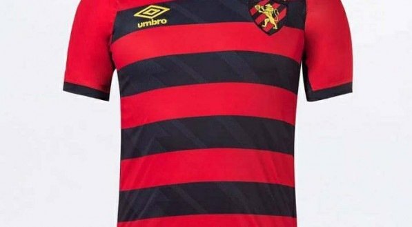 Modelo um da camisa do Sport.