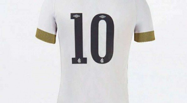 Modelo dois da camisa do Sport. 