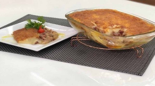 Escondidinho de macaxeira &eacute; um dos pratos regionais mais pedidos em restaurantes