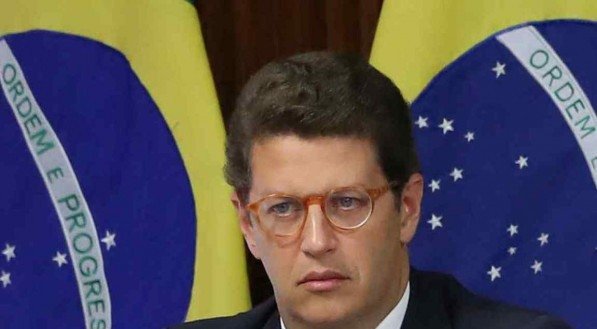 Deputados devem rejeitar proposta de aumento do IOF
