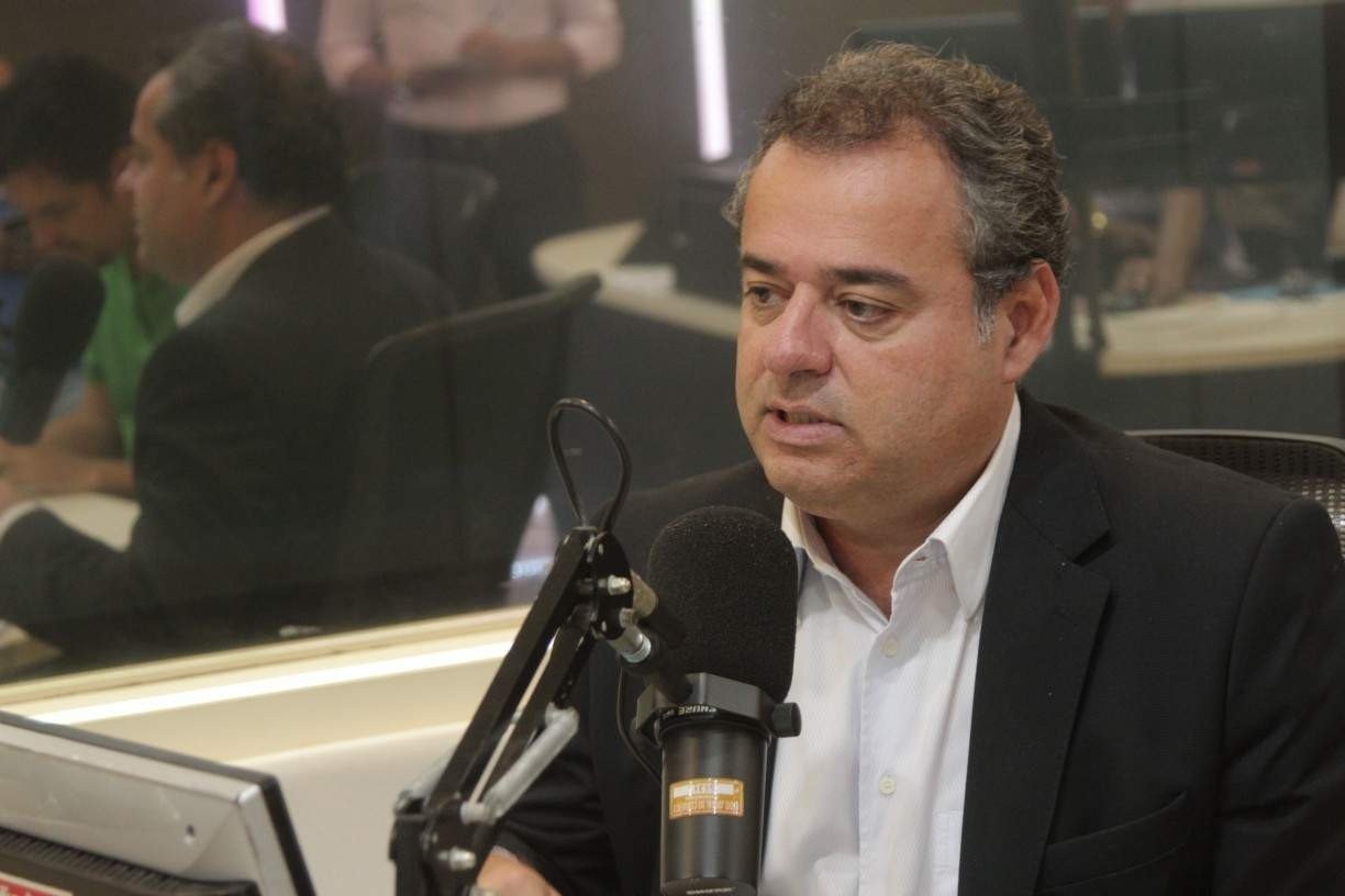 Condomínio de candidaturas: cenário da oposição ao PSB em Pernambuco é inédito em quase duas décadas