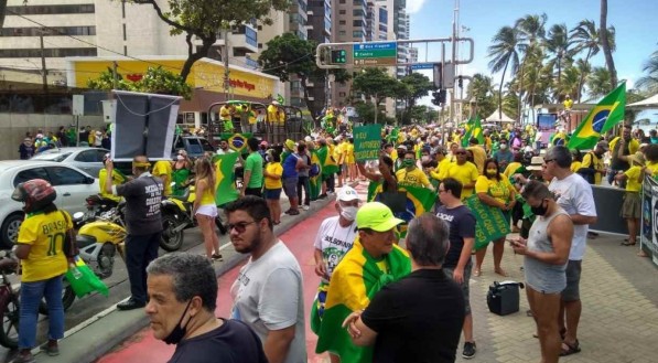 Manifesta&ccedil;&atilde;o pr&oacute;-Bolsonaro no Dia do Trabalhador