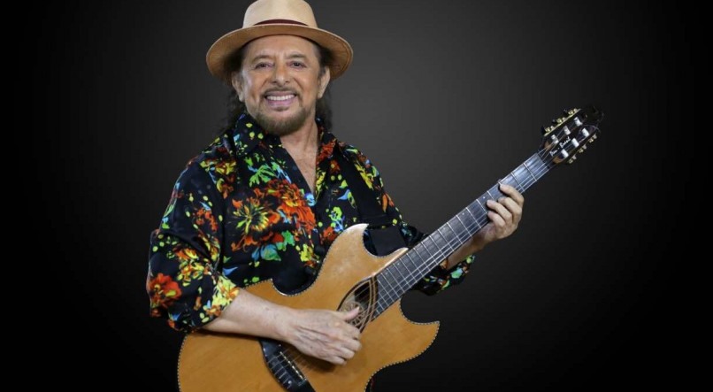 O cantor pernambucano Geraldo Azevedo realiza uma live neste s&aacute;bado (8)