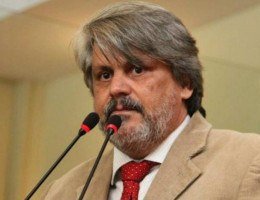 Osmar Ricardo retira candidatura à presidência do PT-PE em busca do fortalecimento de Carlos Veras