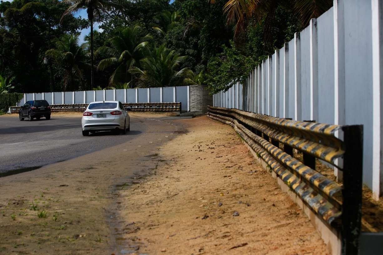 A promessa da Semobi, respons&aacute;vel pela restaura&ccedil;&atilde;o via Departamento de Estradas de Rodagem (DER-PE), &eacute; a constru&ccedil;&atilde;o de uma &quot;nova Estrada de Aldeia&quot;, verde, arborizada e com ciclovia