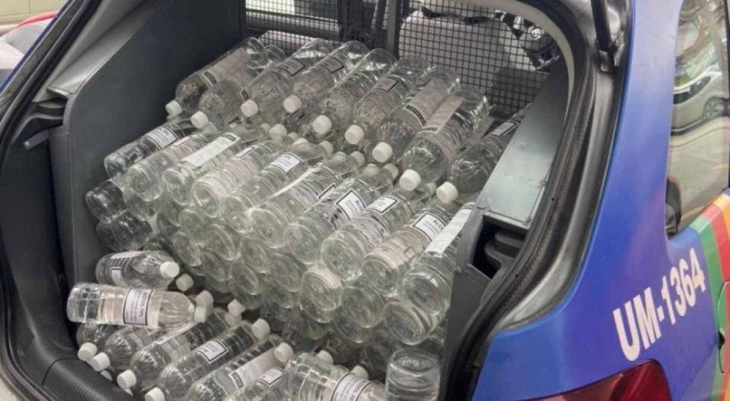 R&oacute;tulo falso trazia impresso marca conhecida no mercado de &aacute;lcool et&iacute;lico