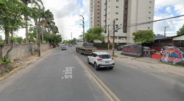 Se aprovada a mudan&ccedil;a, a via passaria a ser chamada oficialmente de Rua Estrada do Bongi Governador Eduardo Campos