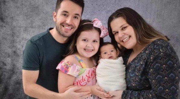 Beb&ecirc; &eacute; o primeiro a nascer com anticorpos contra a Covid-19 em Tubar&atilde;o-RS  