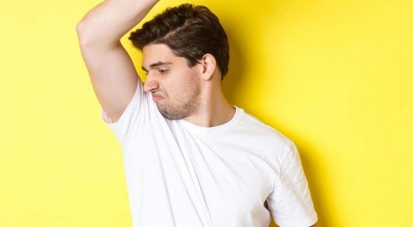 Quem tem suor excessivo (hiperidrose) geralmente passa por transtornos sociais e psicol&oacute;gicos