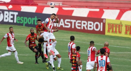 Lances do jogo de futebol Sport X Náutico, válido pela Final do Campeonato Pernambucano, no Estádio dos Aflitos.