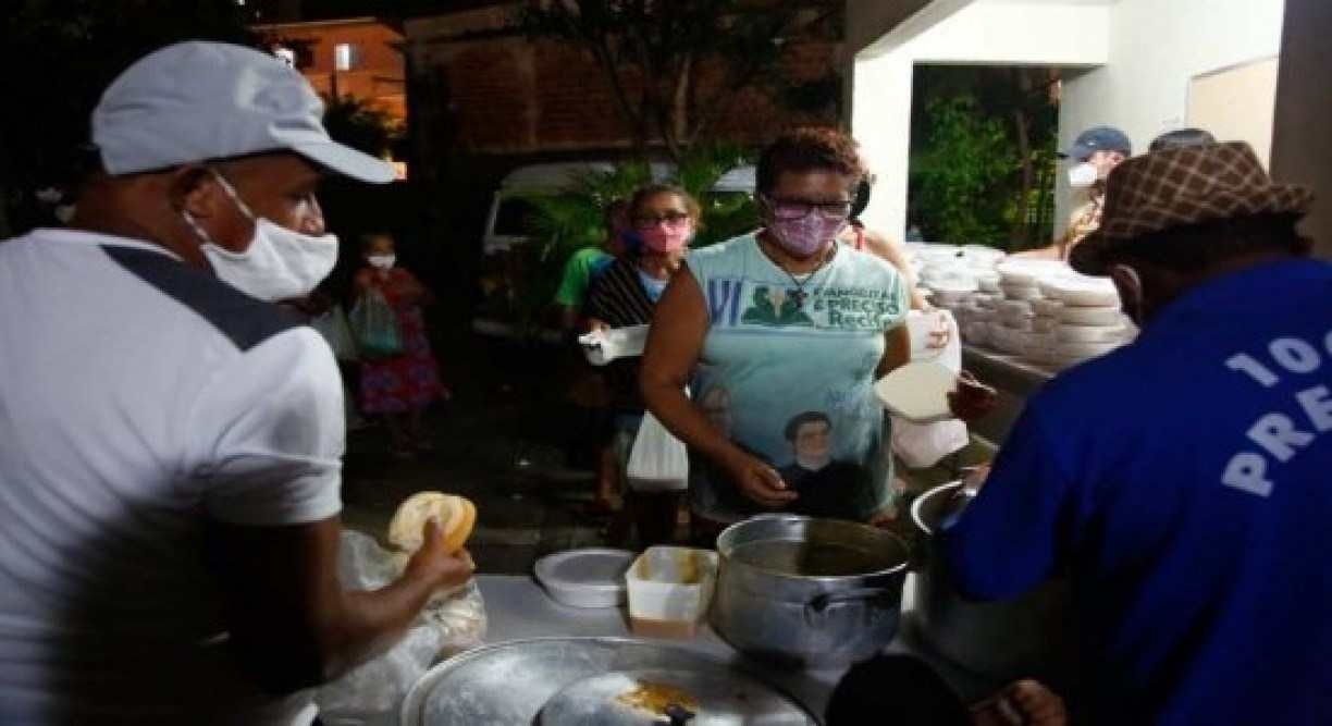 Como ajudar quem sofre com a fome durante a pandemia? Confira lista de instituições no Grande Recife