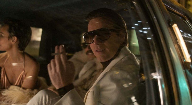 PROTAGONISTA Ewan McGregor brilha no papel do estilista estadunidense