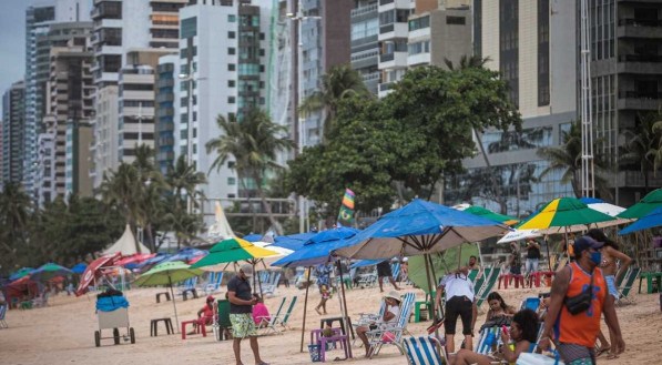 As prefeituras de Recife, Ipojuca, Olinda e Jaboat&atilde;o, na Regi&atilde;o Metropolitana do Recife (RMR), anunciaram os hor&aacute;rios permitidos para o com&eacute;rcio de praia