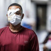 Processo contra PM que atirou e deixou trabalhador cego no Centro do Recife está parado há 1 ano