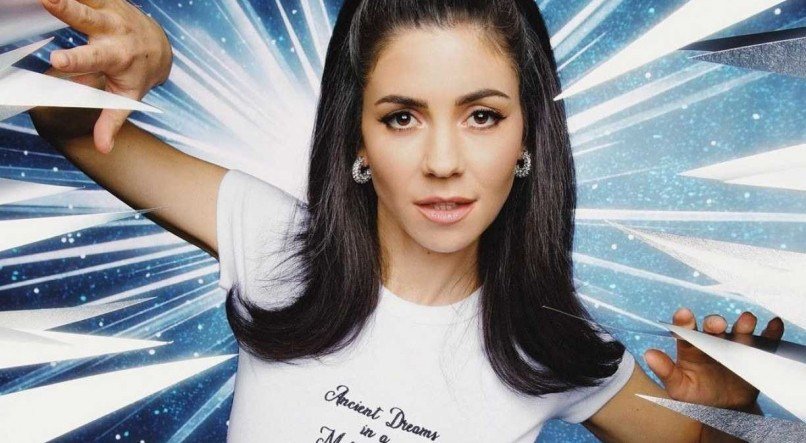 QUINTO ÁLBUM Cantora reúne neste novo trabalho elementos de jobs anteriores, inclusive, com composições mais intimistas